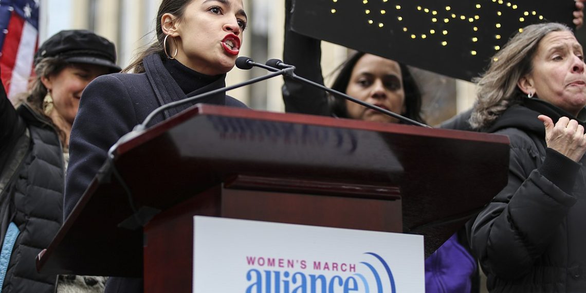 Alexandria Ocasio-Cortez. Foto: https://www.flickr.com/photos/98346767@N04/32087493347/.